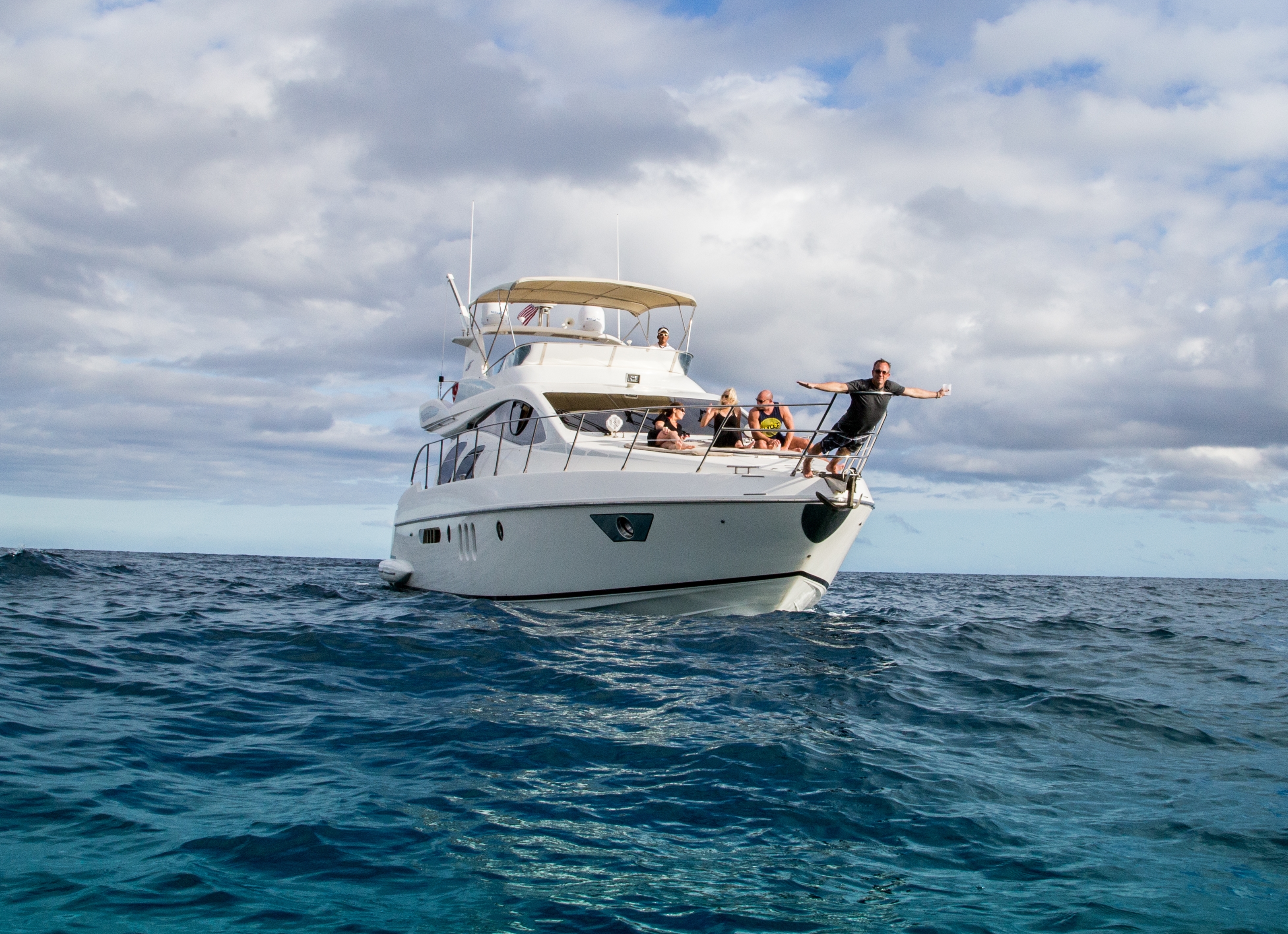 Baja Yachts, Yacht Charters, Cabo San Lucas, Los Cabos, La Paz, Ensenada, Boat Rentals